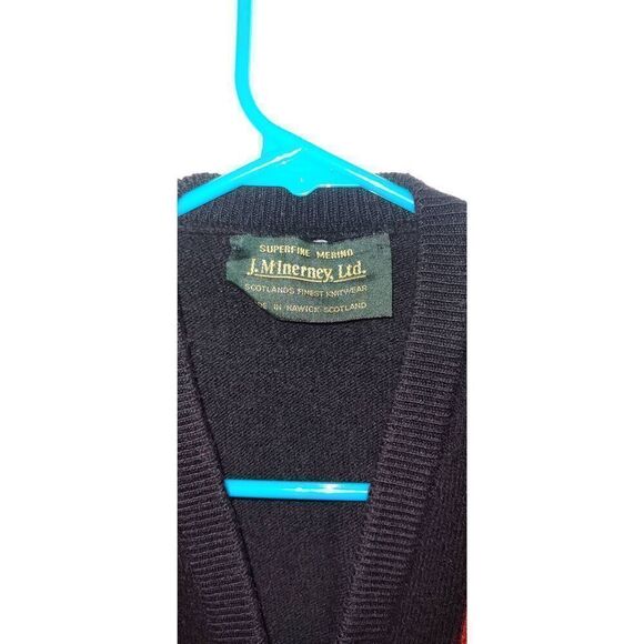 Vintage Wool Sweater J McInerney Ltd Scotland Gray Blue Red Black Color Block Sz - Picture 3 of 8